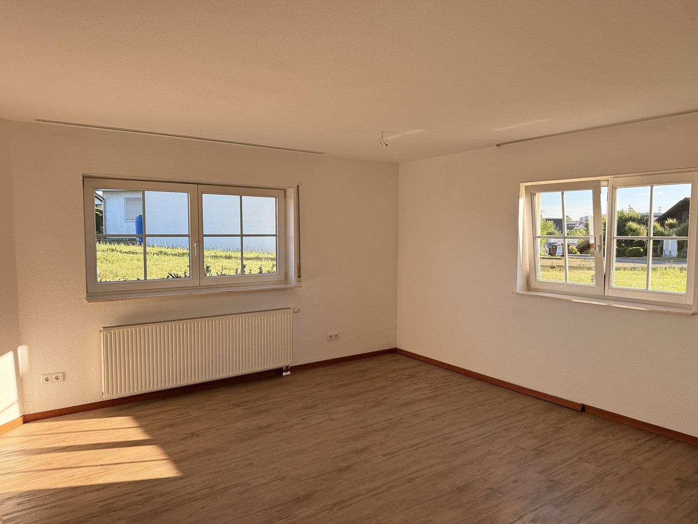 Pronájem bytu 2+kk 77 m², Bösingen, Bádensko-Württembersko Pronájem bytu 2+kk 77 m², Bösingen, Bádensko-Württembersko