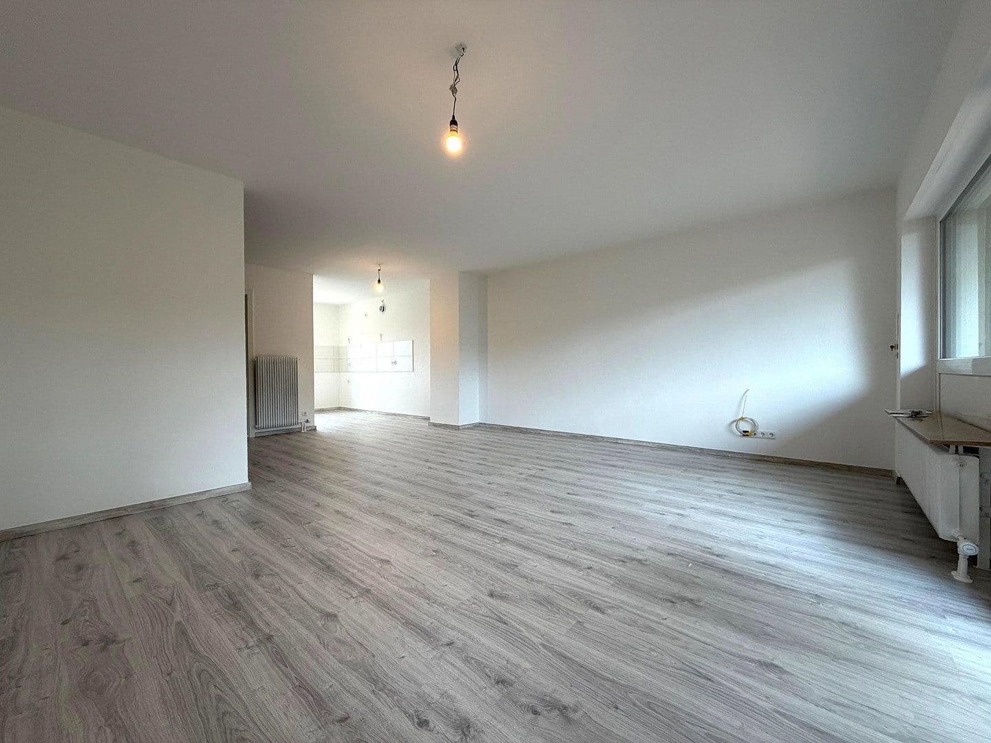 Prodej domu 111 m², pozemek 280 m², Sudetenstr. 6/1, Bretten, Bádensko-Württembersko Prodej domu 111 m², pozemek 280 m², Sudetenstr. 6/1, Bretten, Bádensko-Württembersko