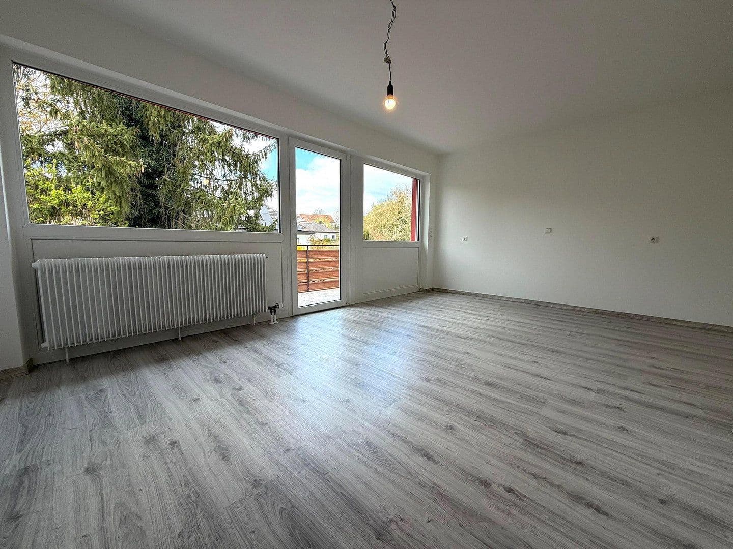 Prodej domu 111 m², pozemek 280 m², Sudetenstr. 6/1, Bretten, Bádensko-Württembersko Prodej domu 111 m², pozemek 280 m², Sudetenstr. 6/1, Bretten, Bádensko-Württembersko