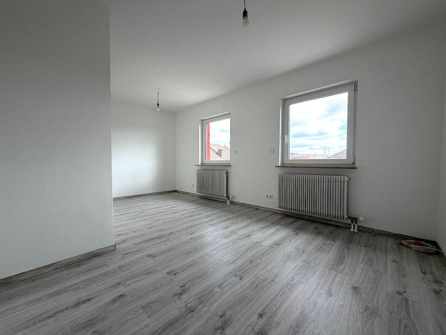Prodej domu 111 m², pozemek 280 m², Sudetenstr. 6/1, Bretten, Bádensko-Württembersko Prodej domu 111 m², pozemek 280 m², Sudetenstr. 6/1, Bretten, Bádensko-Württembersko