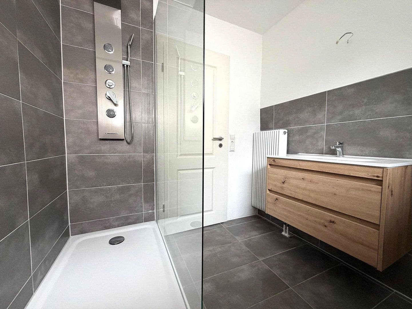 Prodej domu 111 m², pozemek 280 m², Sudetenstr. 6/1, Bretten, Bádensko-Württembersko Prodej domu 111 m², pozemek 280 m², Sudetenstr. 6/1, Bretten, Bádensko-Württembersko