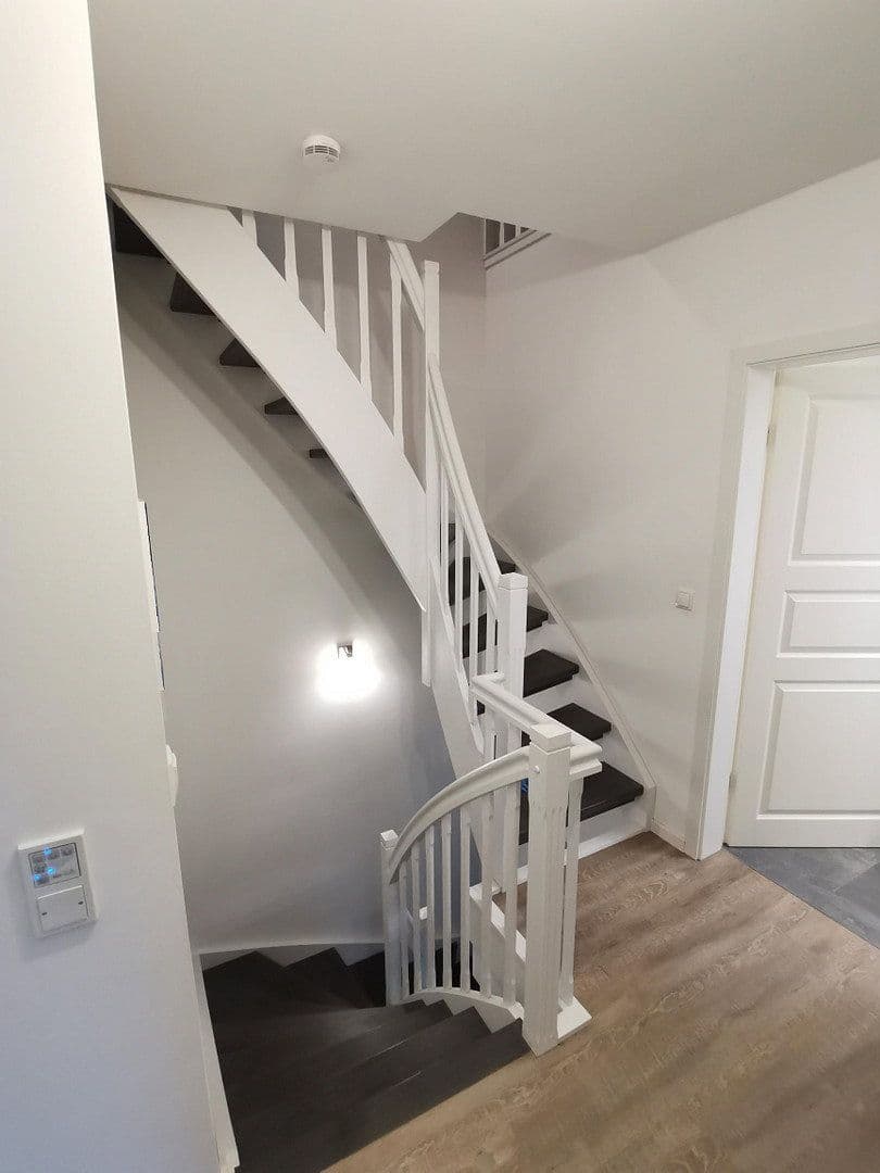 Pronájem domu 130 m², pozemek 250 m², Wilhelmstraße, Tornesch, Šlesvicko-Holštýnsko Pronájem domu 130 m², pozemek 250 m², Wilhelmstraße, Tornesch, Šlesvicko-Holštýnsko