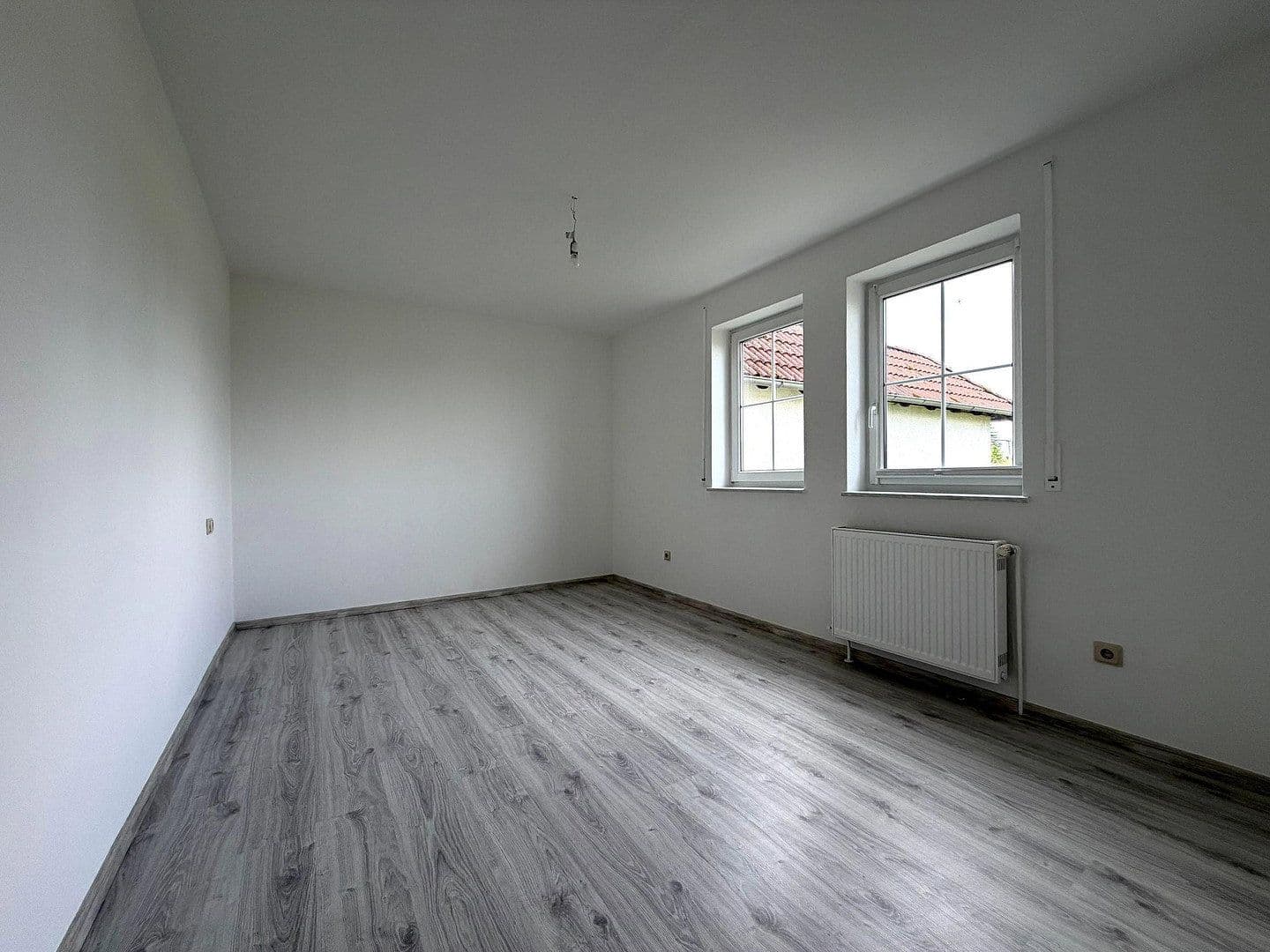 Pronájem bytu 3+1 86 m², Udenborner Str. 4, Wabern, Hessen Pronájem bytu 3+1 86 m², Udenborner Str. 4, Wabern, Hessen