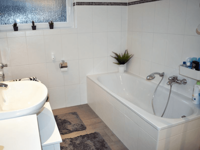 Pronájem bytu 4+1 94 m², An der Schafweide 43, Bad Salzdetfurth, Dolní Sasko Pronájem bytu 4+1 94 m², An der Schafweide 43, Bad Salzdetfurth, Dolní Sasko