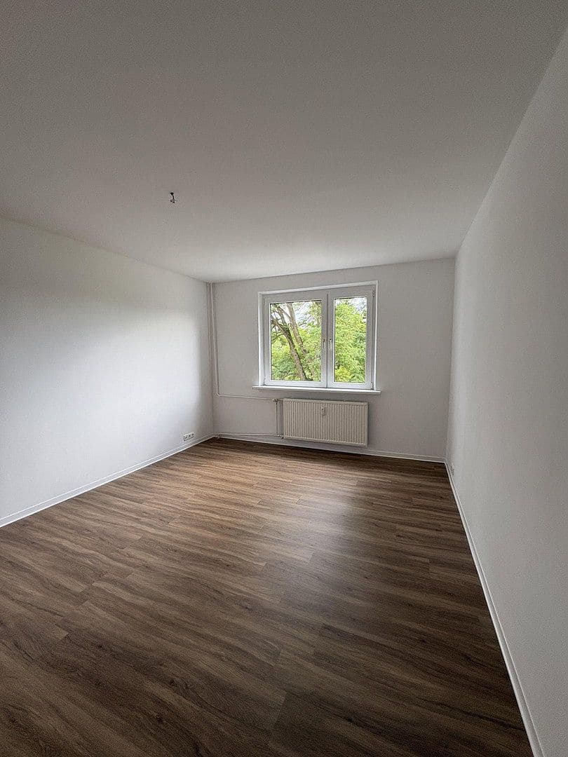 Pronájem bytu 3+1 62 m², Straße der DSF 32, Güstrow, Mecklenburg-Vorpommern Pronájem bytu 3+1 62 m², Straße der DSF 32, Güstrow, Mecklenburg-Vorpommern