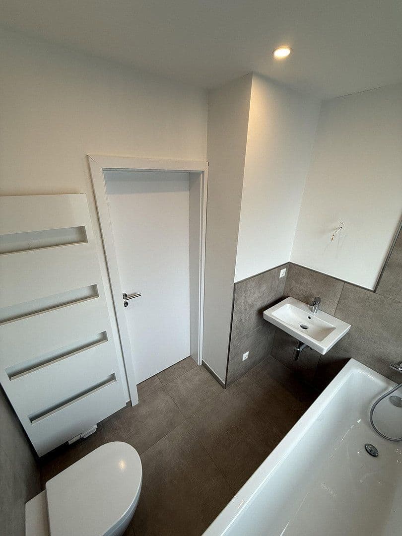 Prodej domu 105 m², pozemek 209 m², Langenhagen, Dolní Sasko Prodej domu 105 m², pozemek 209 m², Langenhagen, Dolní Sasko
