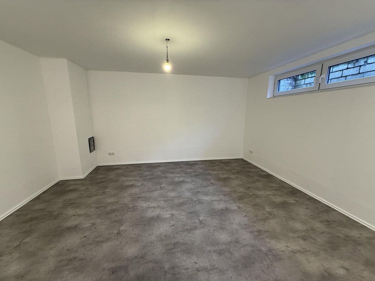 Prodej domu 105 m², pozemek 209 m², Langenhagen, Dolní Sasko Prodej domu 105 m², pozemek 209 m², Langenhagen, Dolní Sasko