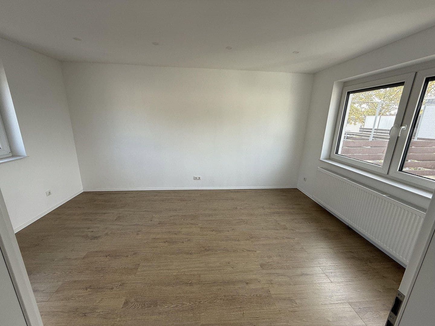 Prodej domu 105 m², pozemek 209 m², Langenhagen, Dolní Sasko Prodej domu 105 m², pozemek 209 m², Langenhagen, Dolní Sasko