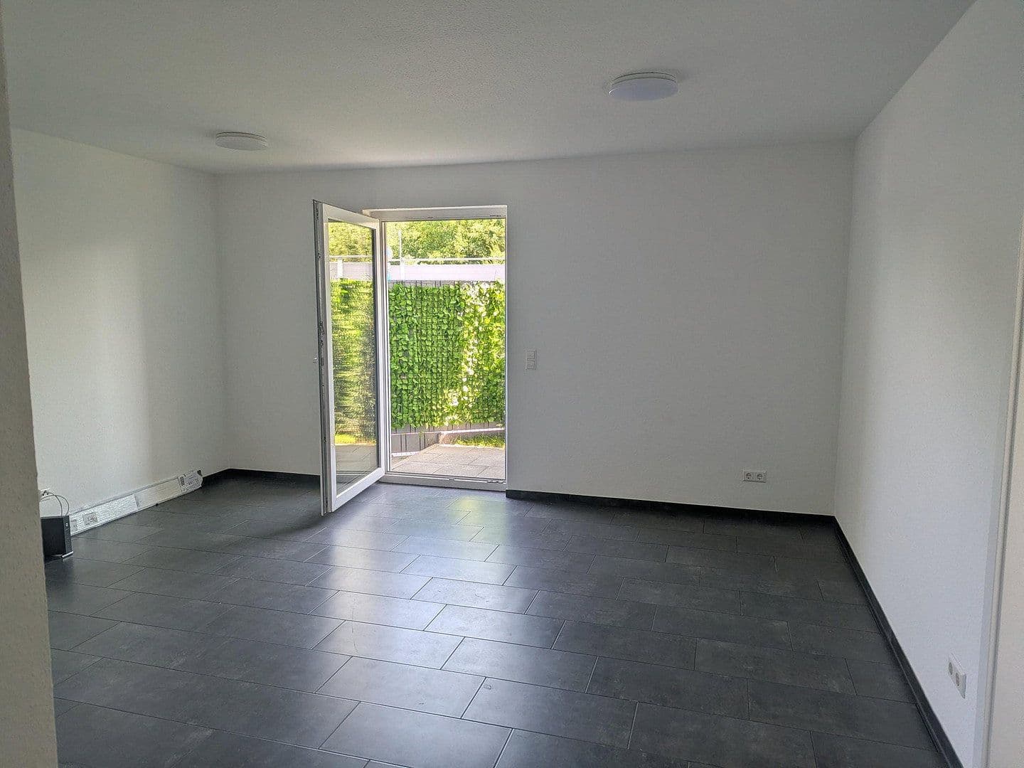 Pronájem bytu 2+kk 63 m², Kirchheim am Neckar, Bádensko-Württembersko Pronájem bytu 2+kk 63 m², Kirchheim am Neckar, Bádensko-Württembersko