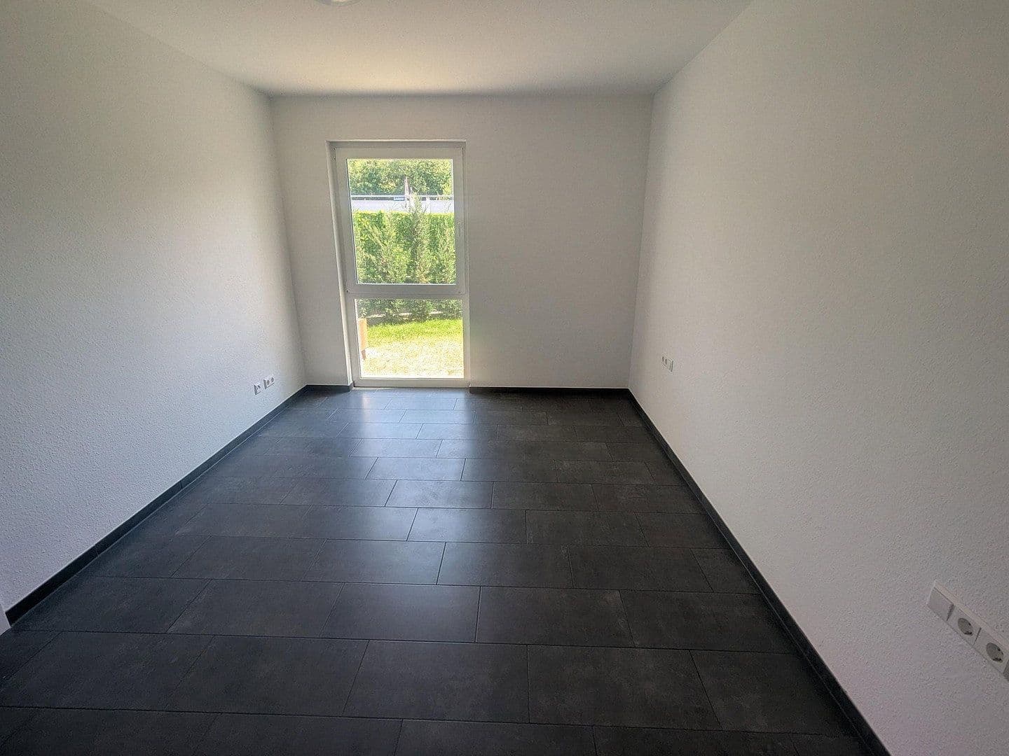 Pronájem bytu 2+kk 63 m², Kirchheim am Neckar, Bádensko-Württembersko Pronájem bytu 2+kk 63 m², Kirchheim am Neckar, Bádensko-Württembersko