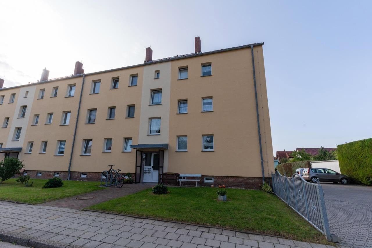 Pronájem bytu 3+1 67 m², Richardstr. 30, Nienburg (Saale), Sasko-Anhaltsko Pronájem bytu 3+1 67 m², Richardstr. 30, Nienburg (Saale), Sasko-Anhaltsko