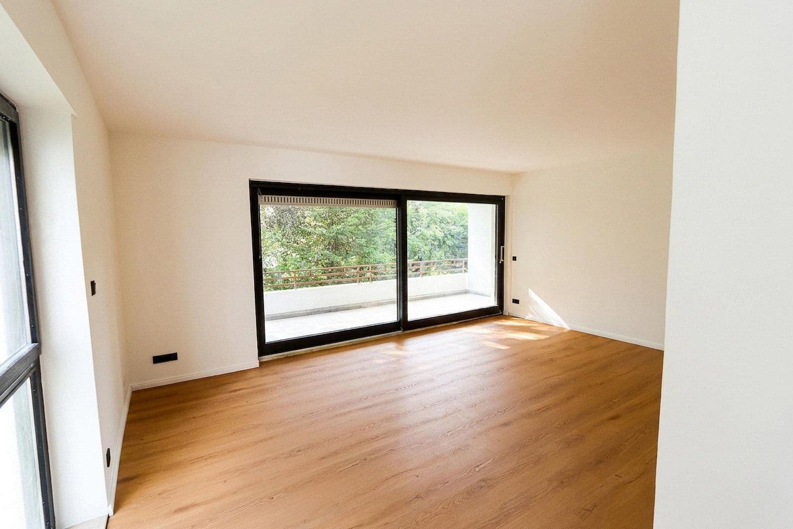 Pronájem bytu 2+1 74 m², Am Tyrol 25, Iserlohn, Severní Porýní-Vestfálsko Pronájem bytu 2+1 74 m², Am Tyrol 25, Iserlohn, Severní Porýní-Vestfálsko