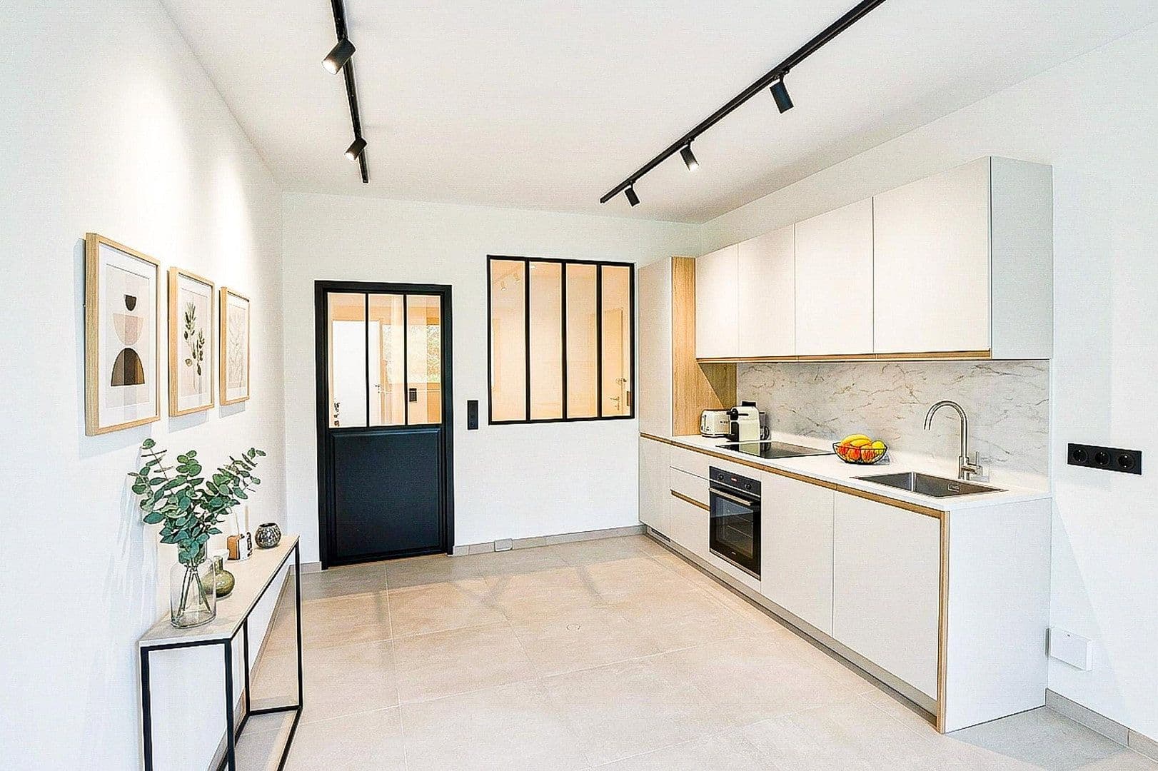 Pronájem bytu 2+1 74 m², Am Tyrol 25, Iserlohn, Severní Porýní-Vestfálsko Pronájem bytu 2+1 74 m², Am Tyrol 25, Iserlohn, Severní Porýní-Vestfálsko