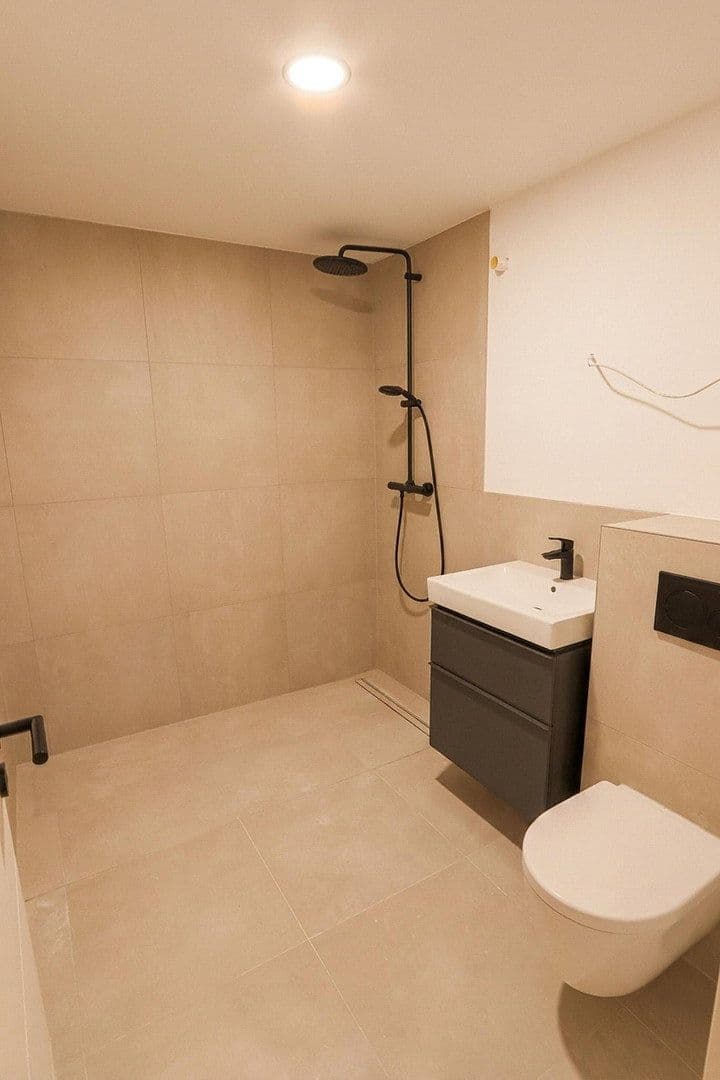 Pronájem bytu 2+1 74 m², Am Tyrol 25, Iserlohn, Severní Porýní-Vestfálsko Pronájem bytu 2+1 74 m², Am Tyrol 25, Iserlohn, Severní Porýní-Vestfálsko