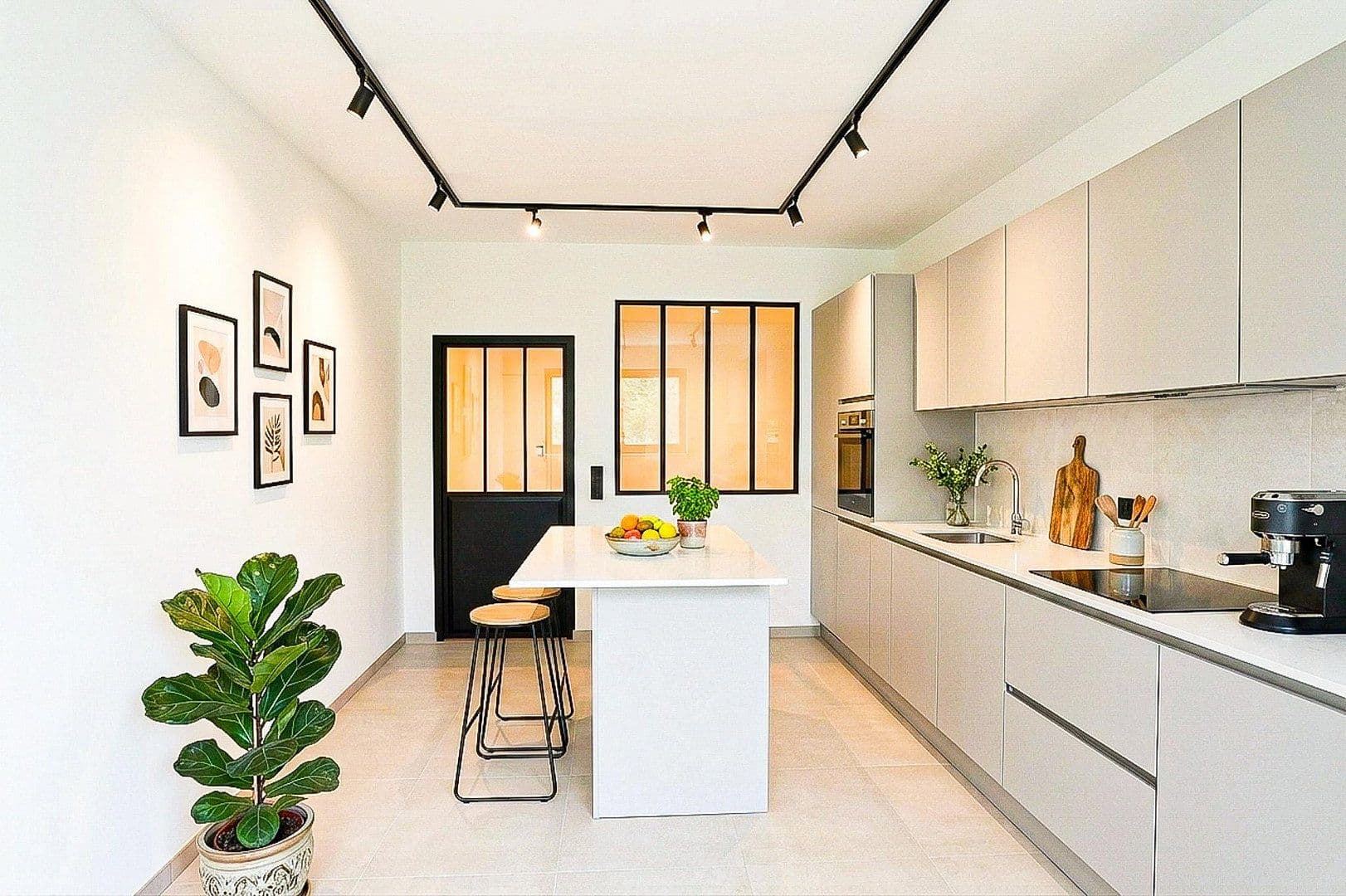 Pronájem bytu 2+1 74 m², Am Tyrol 25, Iserlohn, Severní Porýní-Vestfálsko Pronájem bytu 2+1 74 m², Am Tyrol 25, Iserlohn, Severní Porýní-Vestfálsko