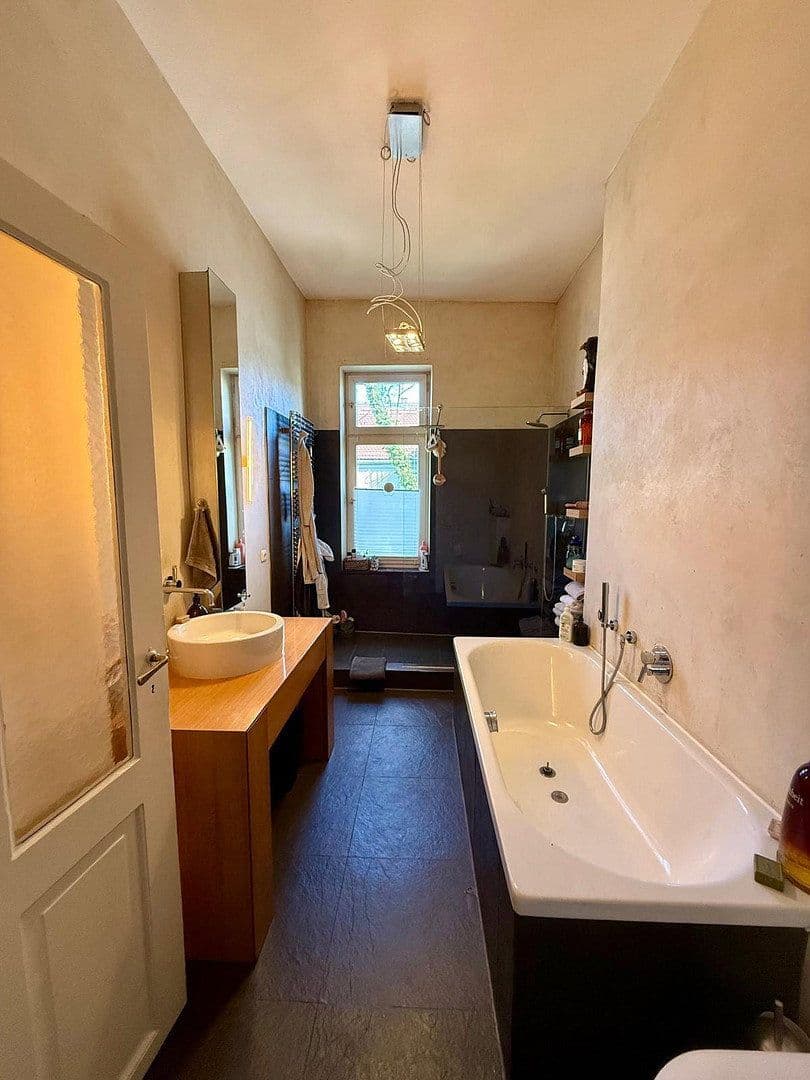 Pronájem bytu 1+1 15 m², Kaiserstraße 40, München, Bavorsko Pronájem bytu 1+1 15 m², Kaiserstraße 40, München, Bavorsko