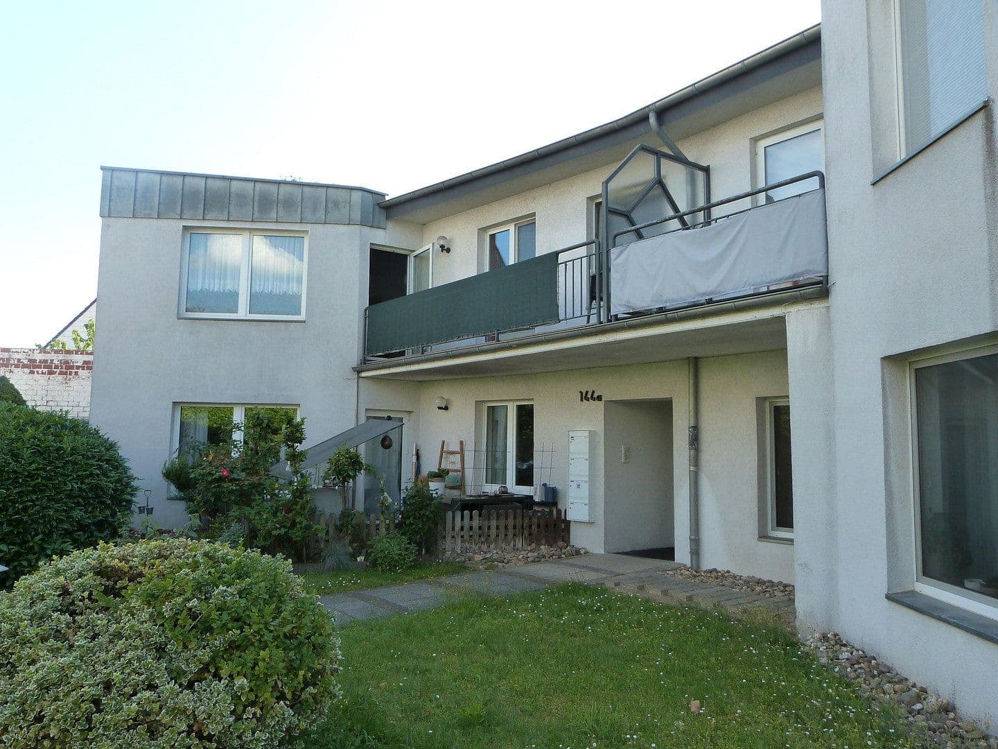 Pronájem bytu 3+1 85 m², Jülicher Landtsrasse 144a, Neuss, Severní Porýní-Vestfálsko Pronájem bytu 3+1 85 m², Jülicher Landtsrasse 144a, Neuss, Severní Porýní-Vestfálsko