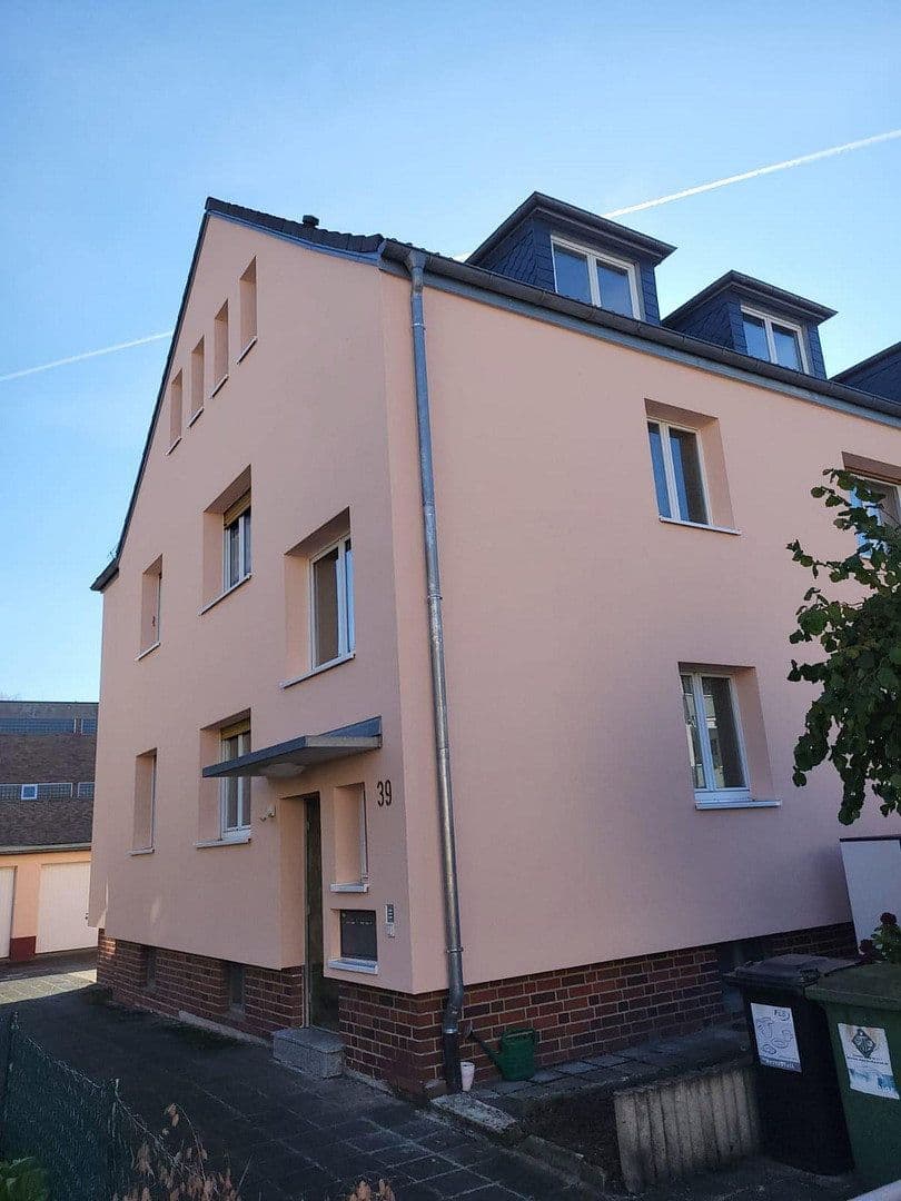 Pronájem bytu 3+1 56 m², Antoninusstraße 39, Frankfurt am Main, Hessen Pronájem bytu 3+1 56 m², Antoninusstraße 39, Frankfurt am Main, Hessen