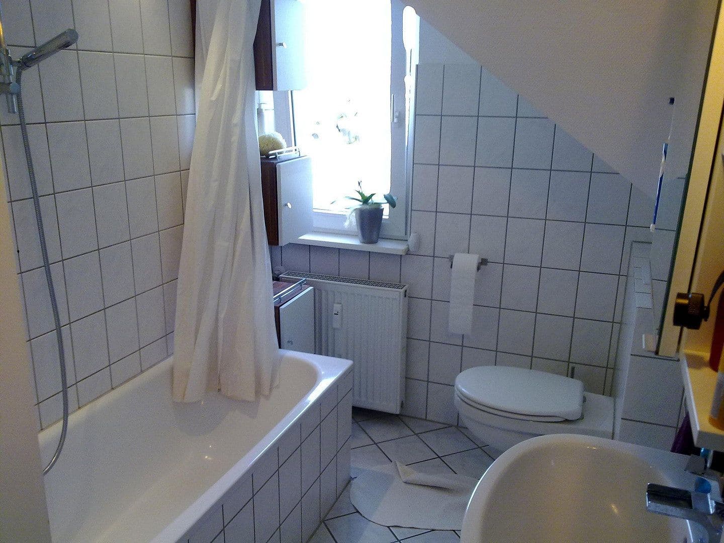 Pronájem bytu 3+1 56 m², Antoninusstraße 39, Frankfurt am Main, Hessen Pronájem bytu 3+1 56 m², Antoninusstraße 39, Frankfurt am Main, Hessen