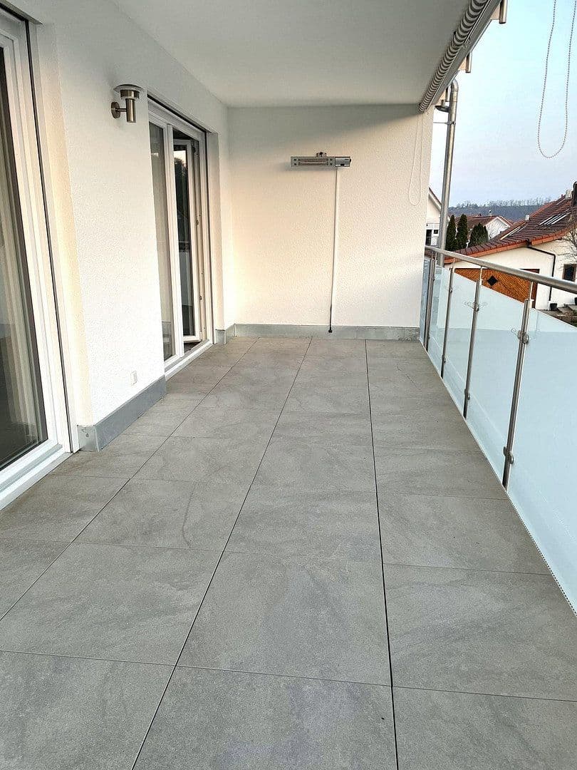 Pronájem bytu 3+kk 85 m², Lauffen am Neckar, Bádensko-Württembersko Pronájem bytu 3+kk 85 m², Lauffen am Neckar, Bádensko-Württembersko