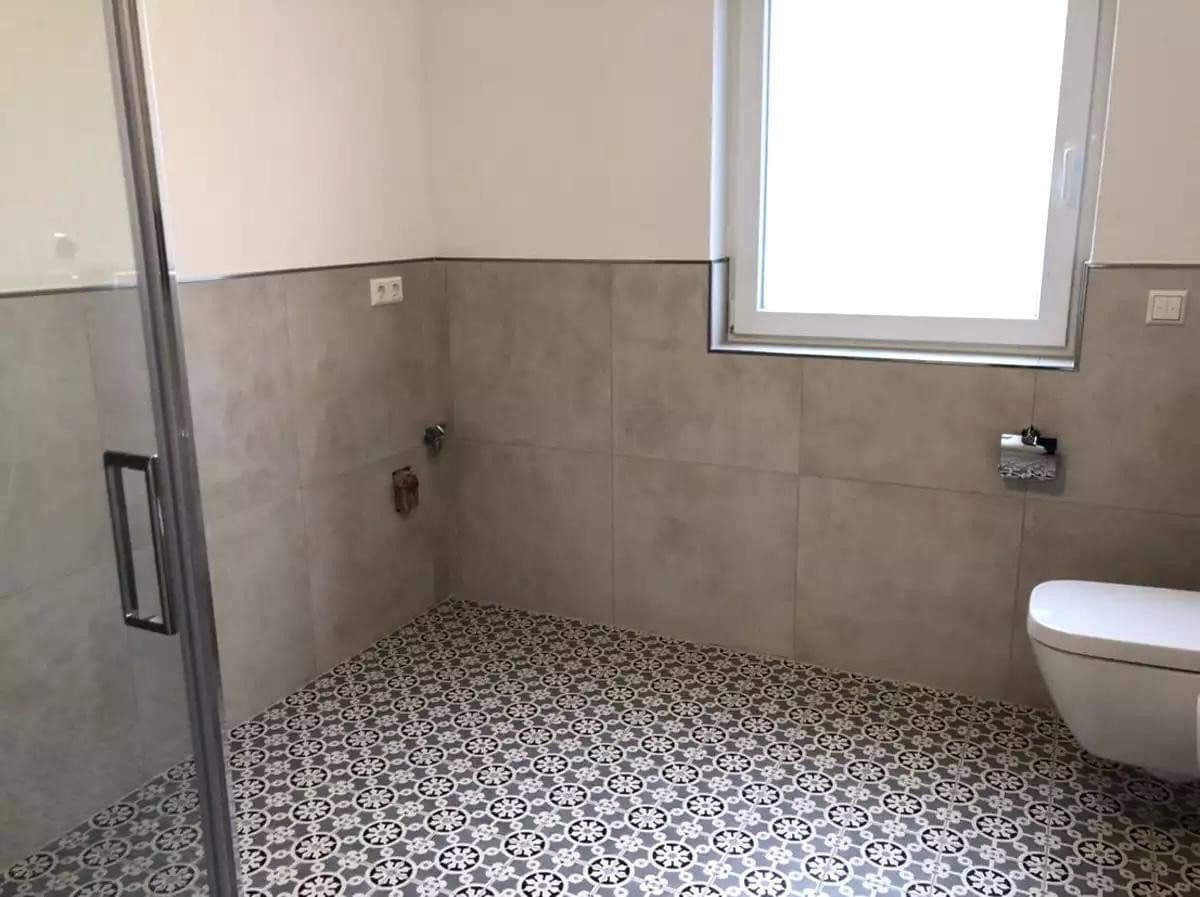 Pronájem bytu 3+kk 85 m², Lauffen am Neckar, Bádensko-Württembersko Pronájem bytu 3+kk 85 m², Lauffen am Neckar, Bádensko-Württembersko