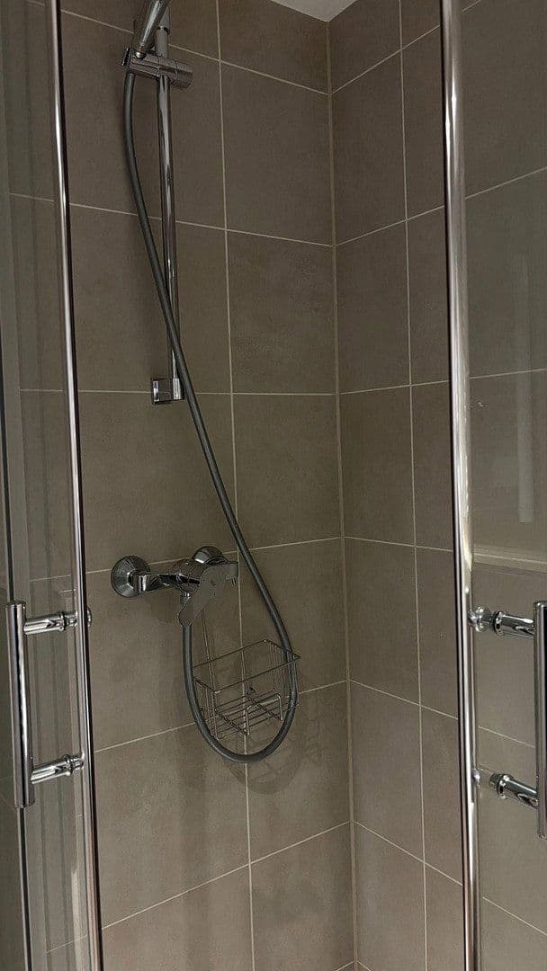 Pronájem bytu 1+1 28 m², Arcostr 10, Berlin, Berlín Pronájem bytu 1+1 28 m², Arcostr 10, Berlin, Berlín