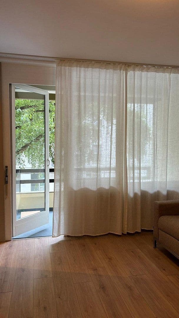 Pronájem bytu 1+1 28 m², Arcostr 10, Berlin, Berlín Pronájem bytu 1+1 28 m², Arcostr 10, Berlin, Berlín