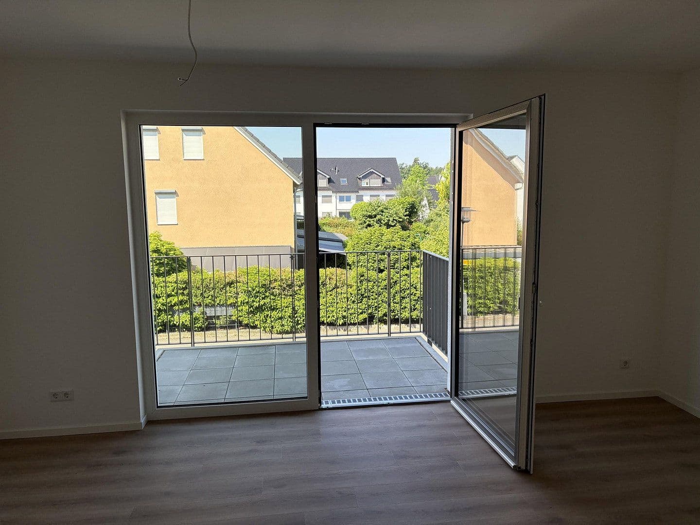 Pronájem bytu 2+1 56 m², Würzburger Straße 37, Stockstadt am Main, Bavorsko Pronájem bytu 2+1 56 m², Würzburger Straße 37, Stockstadt am Main, Bavorsko