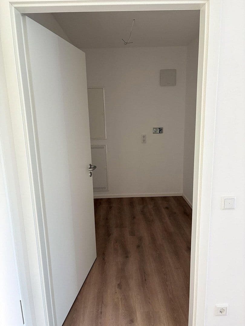 Pronájem bytu 2+1 56 m², Würzburger Straße 37, Stockstadt am Main, Bavorsko Pronájem bytu 2+1 56 m², Würzburger Straße 37, Stockstadt am Main, Bavorsko