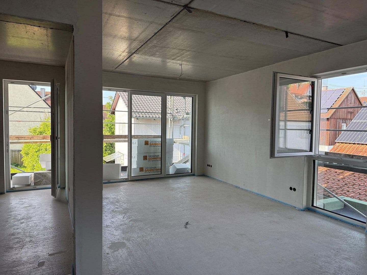 Pronájem bytu 4+1 77 m², Esslingen am Neckar, Bádensko-Württembersko Pronájem bytu 4+1 77 m², Esslingen am Neckar, Bádensko-Württembersko