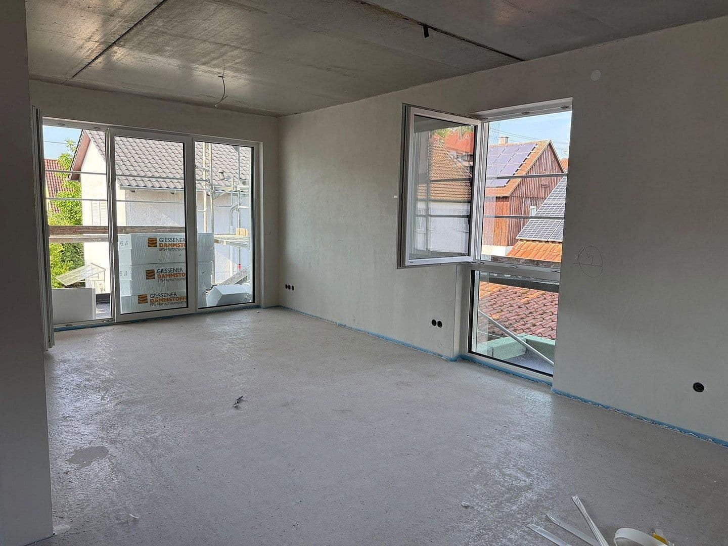 Pronájem bytu 4+1 77 m², Esslingen am Neckar, Bádensko-Württembersko Pronájem bytu 4+1 77 m², Esslingen am Neckar, Bádensko-Württembersko