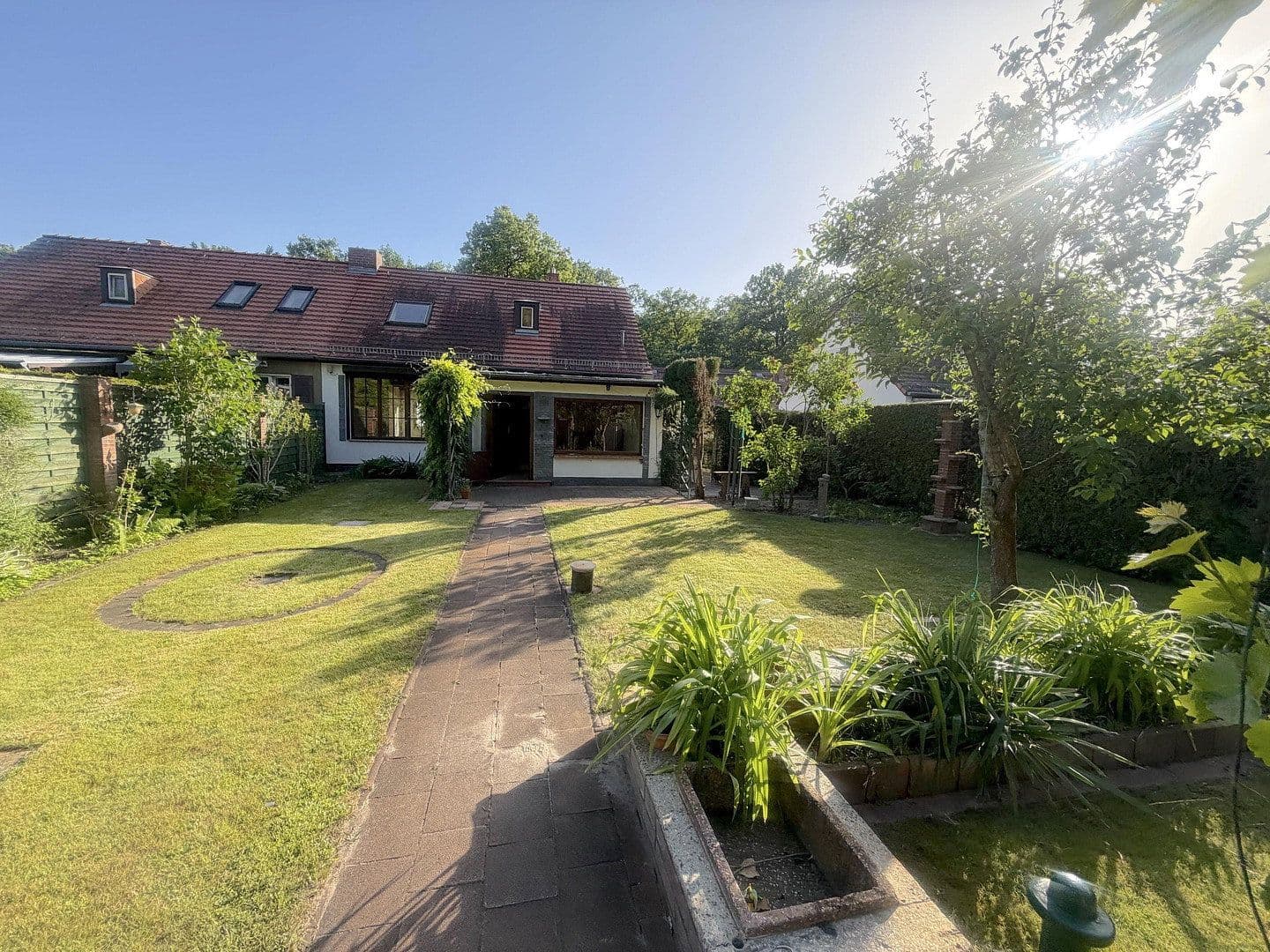 Prodej domu 123 m², pozemek 518 m², Potsdam, Braniborsko Prodej domu 123 m², pozemek 518 m², Potsdam, Braniborsko