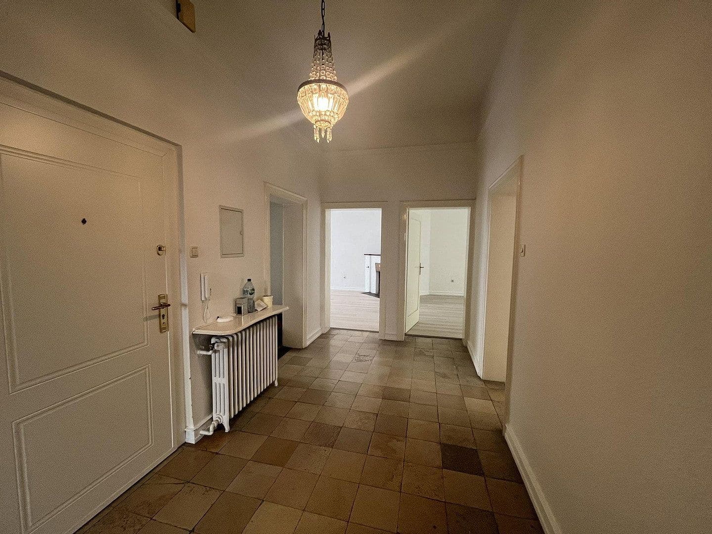 Pronájem bytu 5+1 155 m², Körnerstr.18, Offenbach, Hessen Pronájem bytu 5+1 155 m², Körnerstr.18, Offenbach, Hessen