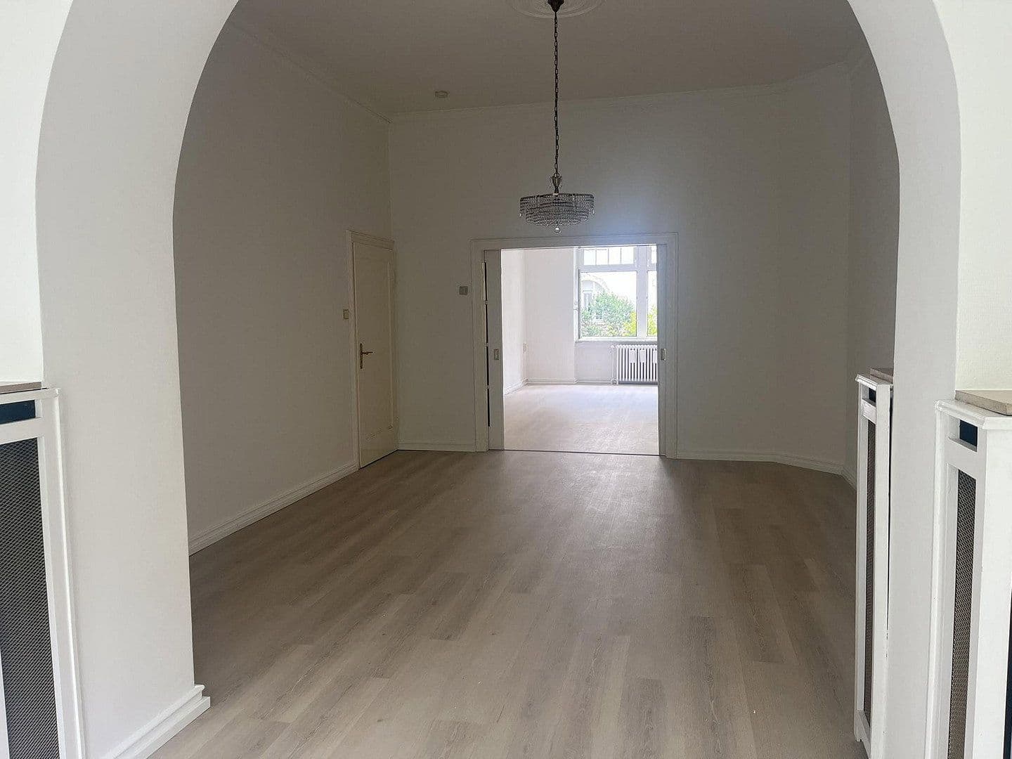 Pronájem bytu 5+1 155 m², Körnerstr.18, Offenbach, Hessen Pronájem bytu 5+1 155 m², Körnerstr.18, Offenbach, Hessen