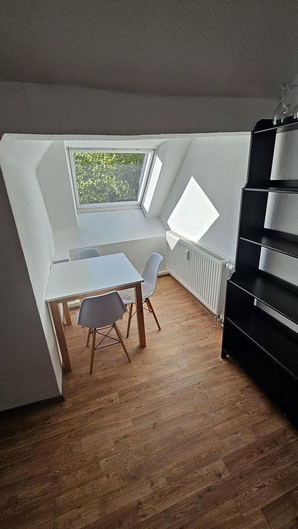 Pronájem bytu 4+1 93 m², Mülheimer Straße 76, Essen, Severní Porýní-Vestfálsko Pronájem bytu 4+1 93 m², Mülheimer Straße 76, Essen, Severní Porýní-Vestfálsko