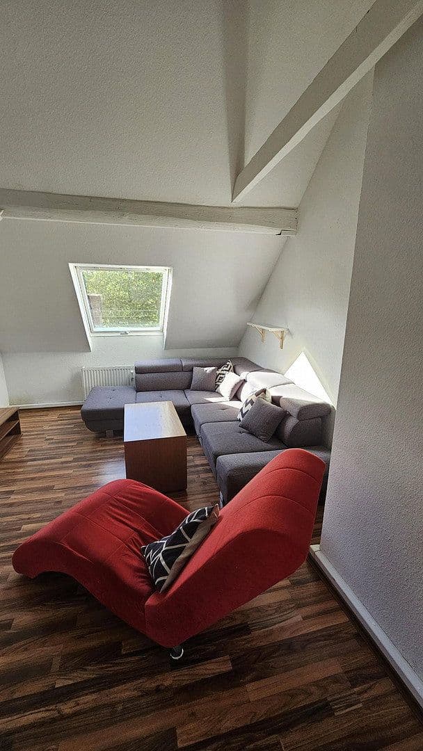 Pronájem bytu 4+1 93 m², Mülheimer Straße 76, Essen, Severní Porýní-Vestfálsko Pronájem bytu 4+1 93 m², Mülheimer Straße 76, Essen, Severní Porýní-Vestfálsko