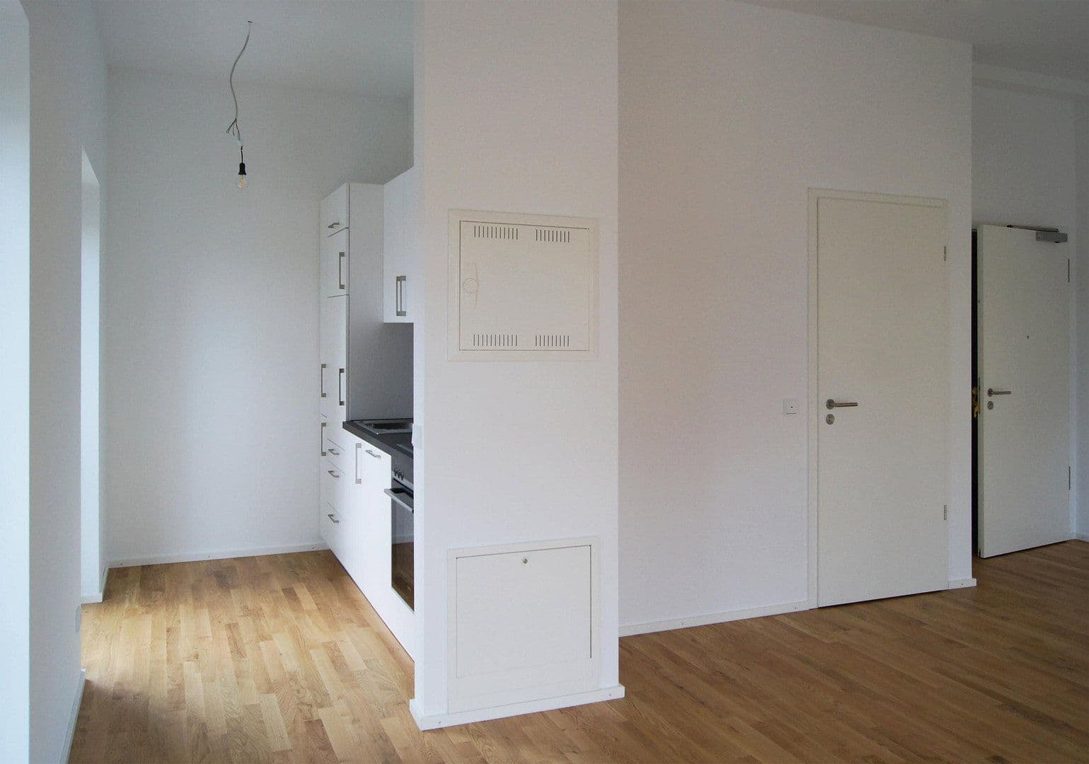 Pronájem bytu 2+1 36 m², Richard-Tauber-Straße 3, München, Bavorsko Pronájem bytu 2+1 36 m², Richard-Tauber-Straße 3, München, Bavorsko