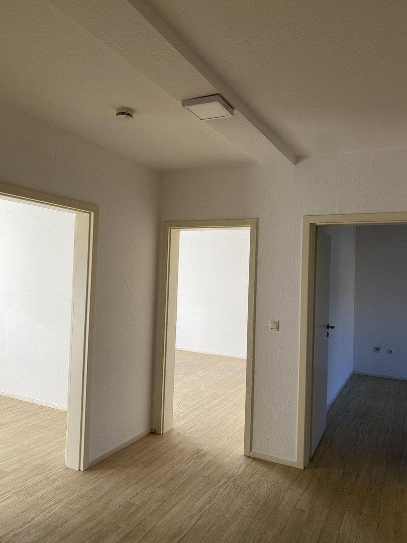 Pronájem bytu 3+1 63 m², Bergisch Gladbach, Severní Porýní-Vestfálsko Pronájem bytu 3+1 63 m², Bergisch Gladbach, Severní Porýní-Vestfálsko