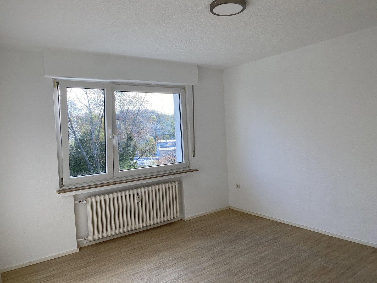 Pronájem bytu 3+1 63 m², Bergisch Gladbach, Severní Porýní-Vestfálsko Pronájem bytu 3+1 63 m², Bergisch Gladbach, Severní Porýní-Vestfálsko