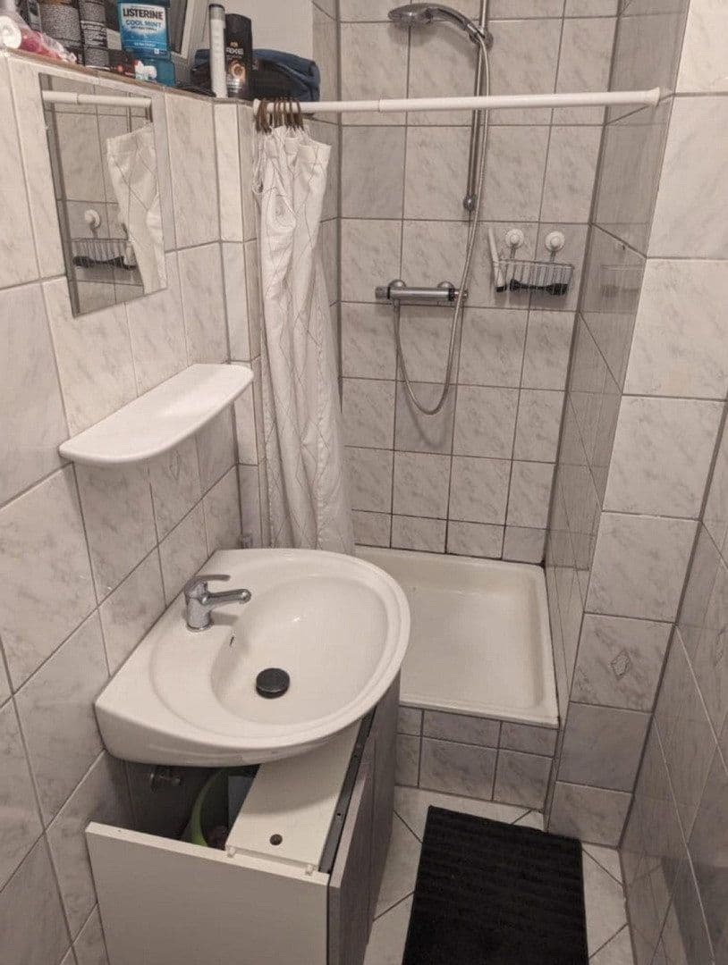 Pronájem bytu 1+1 32 m², Frauengasse Straße 15, Jena, Durynsko Pronájem bytu 1+1 32 m², Frauengasse Straße 15, Jena, Durynsko