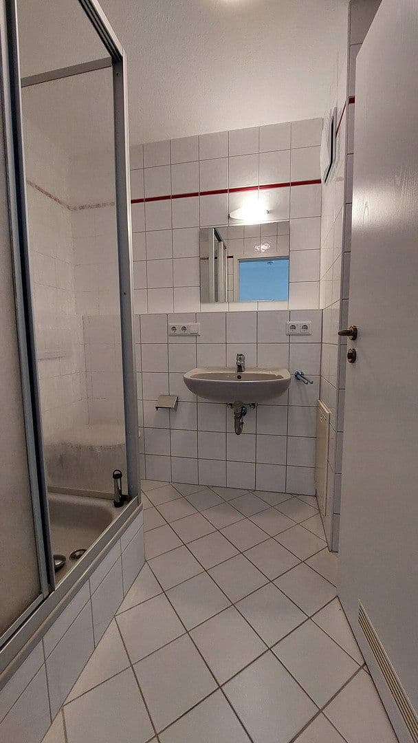 Pronájem bytu 2+1 42 m², Wieprechtstraße 63, Plauen, Sasko Pronájem bytu 2+1 42 m², Wieprechtstraße 63, Plauen, Sasko