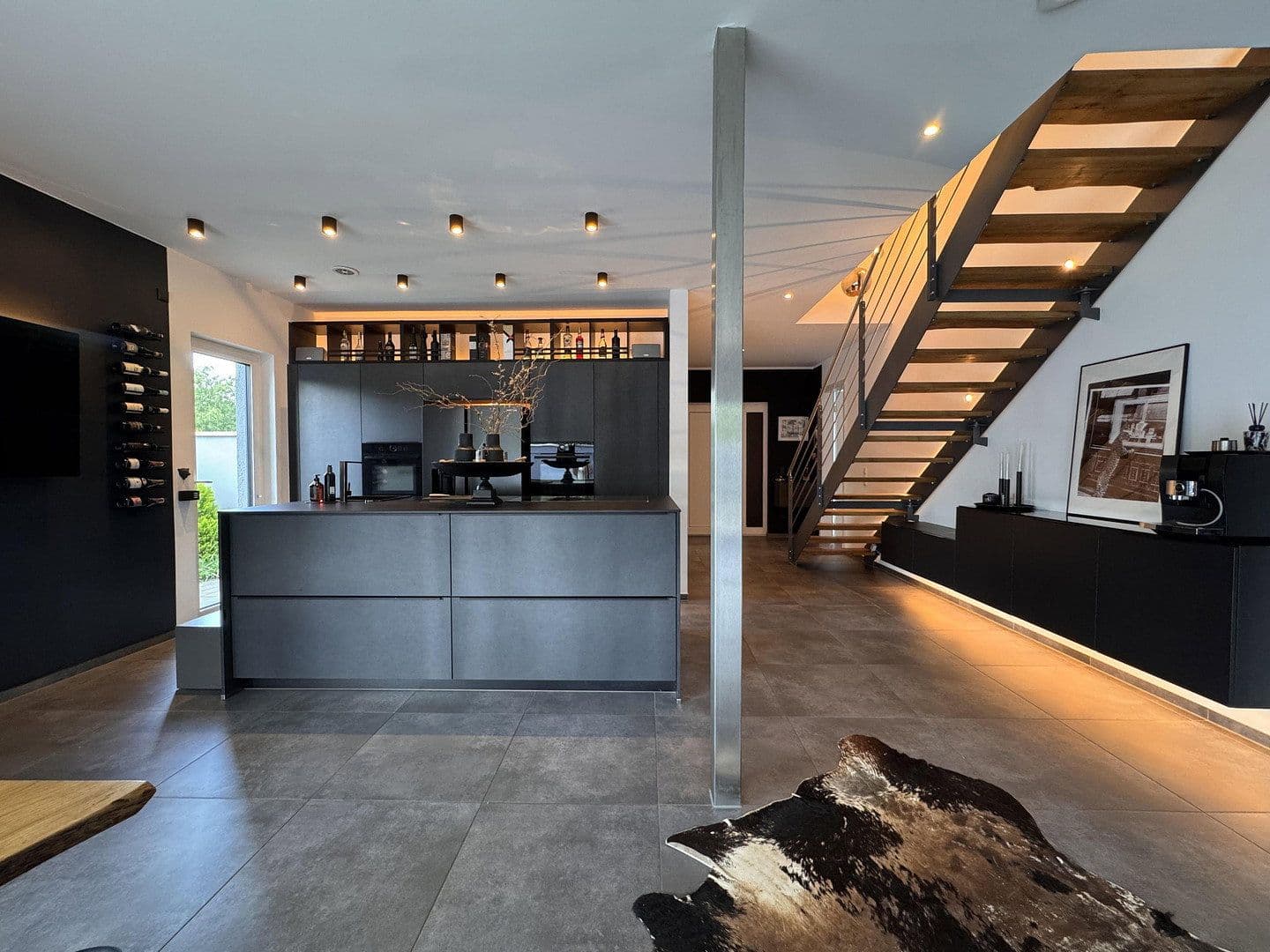 Prodej domu 200 m², pozemek 797 m², Herford, Severní Porýní-Vestfálsko Prodej domu 200 m², pozemek 797 m², Herford, Severní Porýní-Vestfálsko
