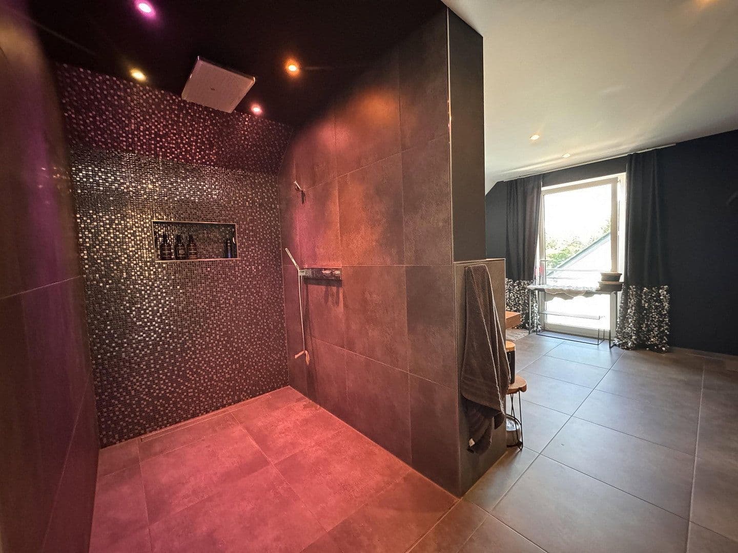 Prodej domu 200 m², pozemek 797 m², Herford, Severní Porýní-Vestfálsko Prodej domu 200 m², pozemek 797 m², Herford, Severní Porýní-Vestfálsko
