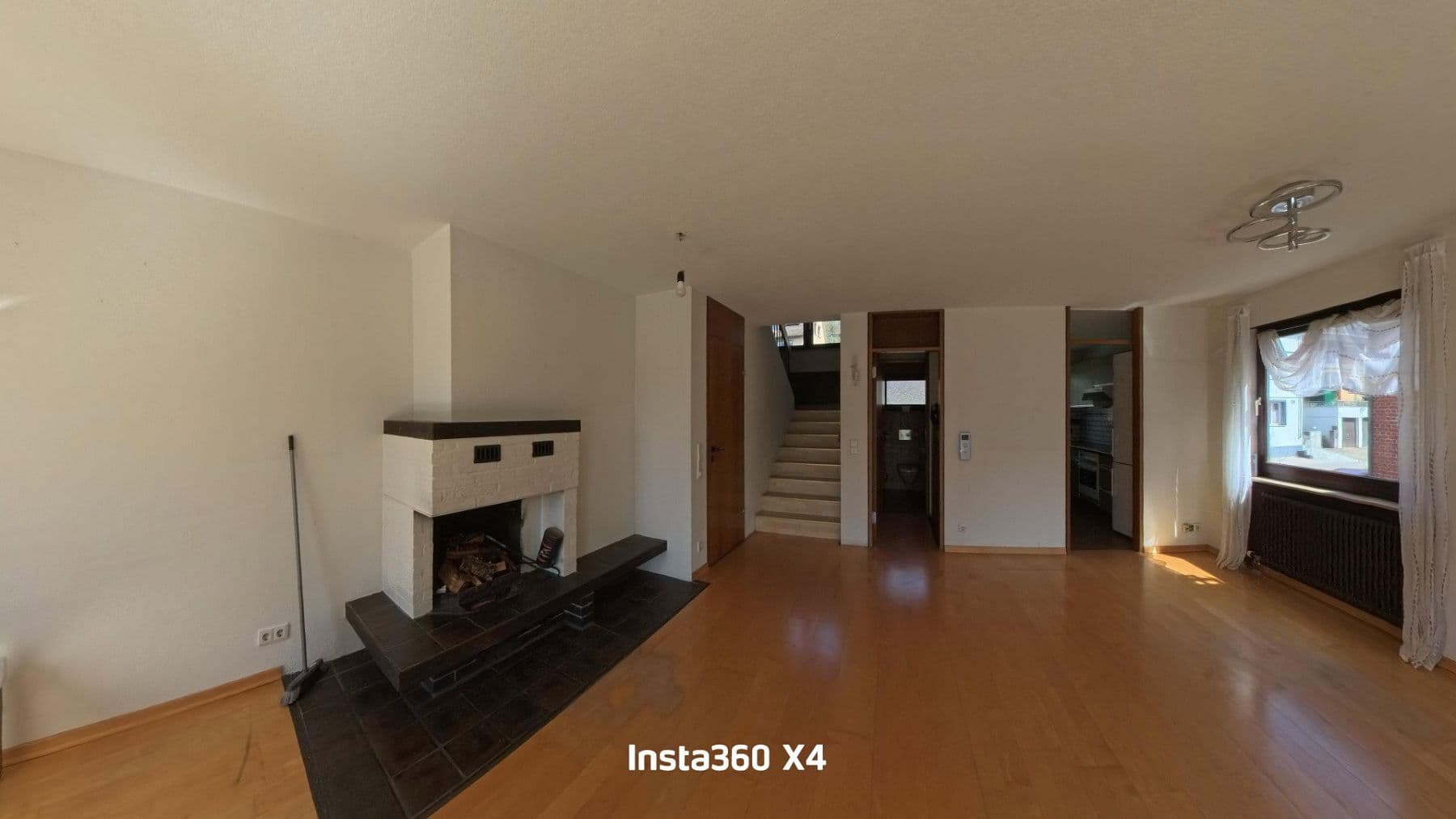 Prodej domu 210 m², pozemek 350 m², Waiblingen, Bádensko-Württembersko Prodej domu 210 m², pozemek 350 m², Waiblingen, Bádensko-Württembersko