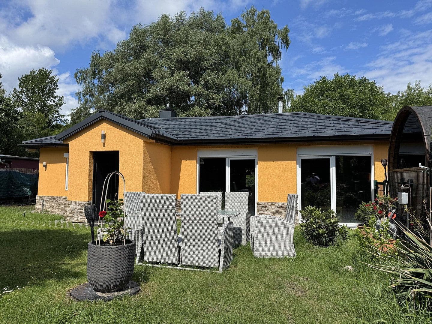 Prodej domu 206 m², pozemek 813 m², Berlin - Reinickendorf, Berlín Prodej domu 206 m², pozemek 813 m², Berlin - Reinickendorf, Berlín