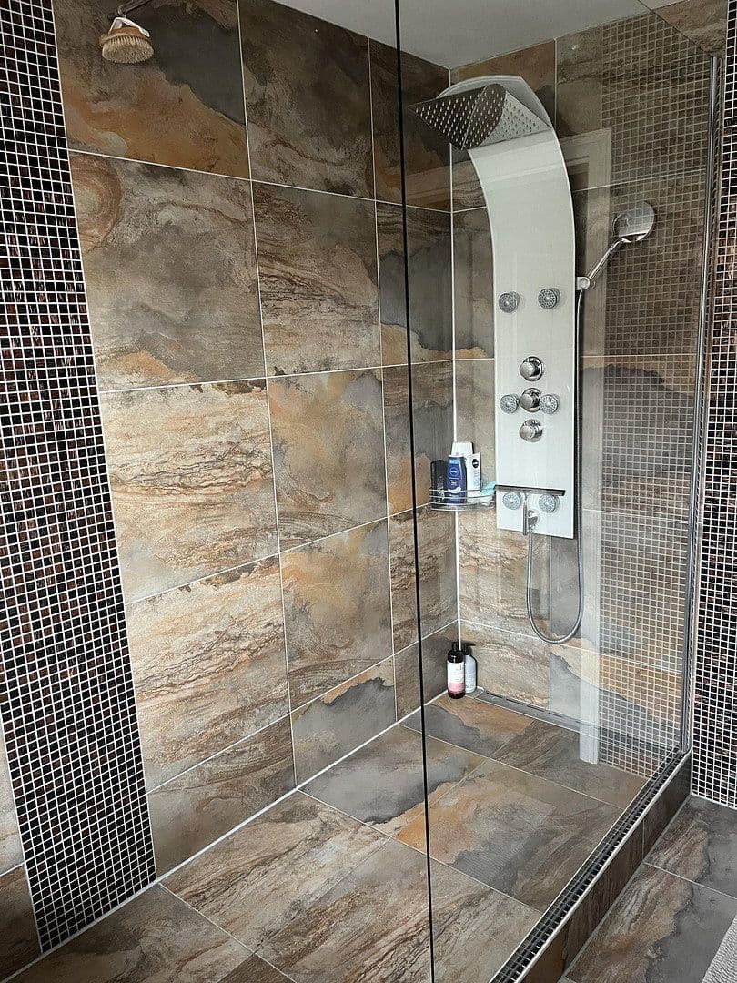 Prodej domu 98 m², pozemek 128 m², Laatzen, Dolní Sasko Prodej domu 98 m², pozemek 128 m², Laatzen, Dolní Sasko