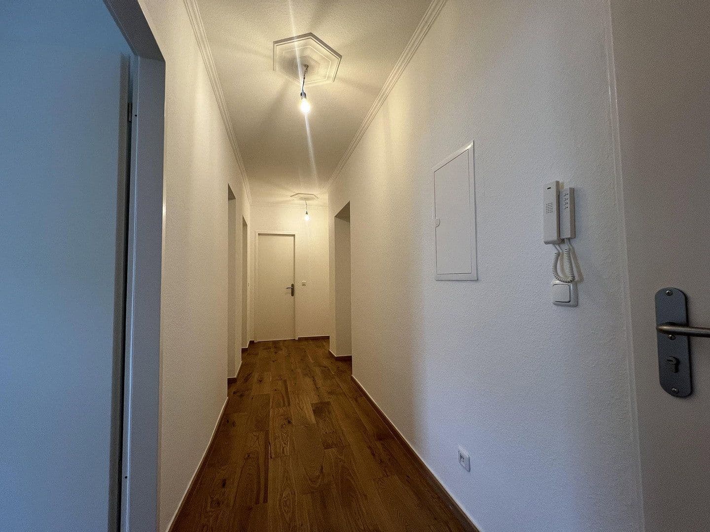 Prodej bytu 3+1 92 m², Berlin, Berlín Prodej bytu 3+1 92 m², Berlin, Berlín