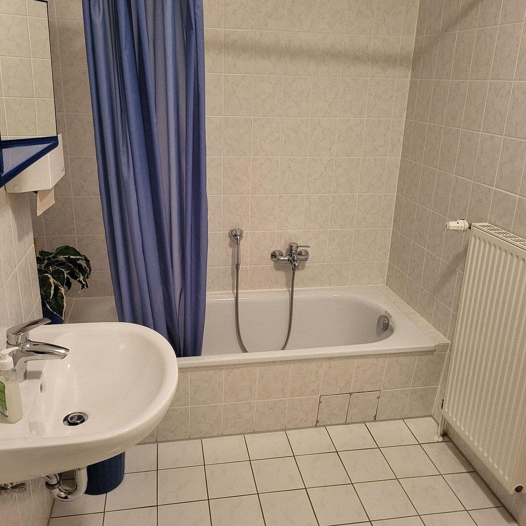 Pronájem bytu 3+1 120 m², Frankfurter Str.90, Salzgitter, Dolní Sasko Pronájem bytu 3+1 120 m², Frankfurter Str.90, Salzgitter, Dolní Sasko