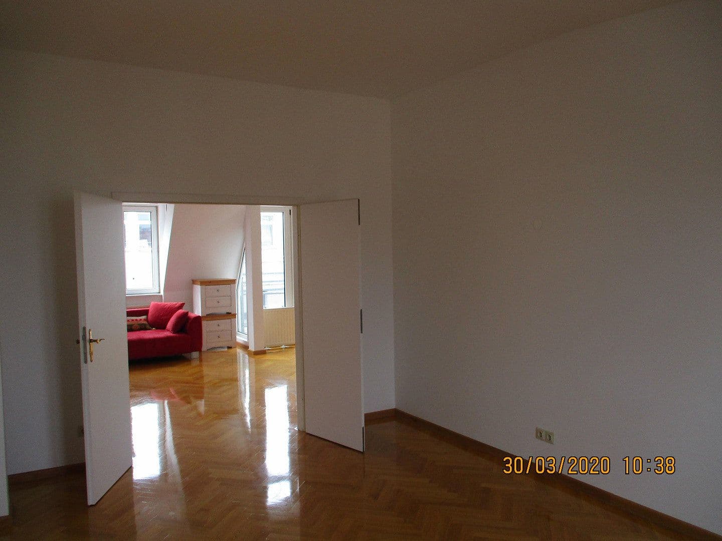 Pronájem bytu 4+1 105 m², Berlin, Berlín Pronájem bytu 4+1 105 m², Berlin, Berlín