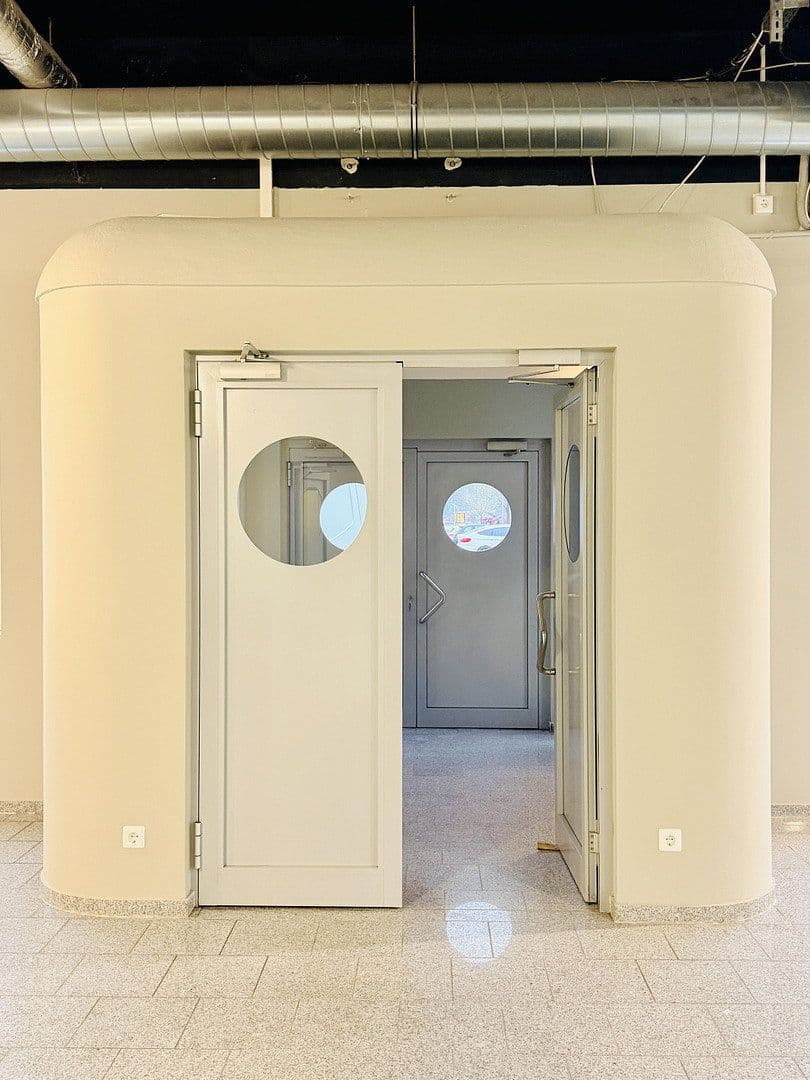 Pronájem nebytového prostoru 230 m², Draisstraße 1, Karlsbad, Bádensko-Württembersko Pronájem nebytového prostoru 230 m², Draisstraße 1, Karlsbad, Bádensko-Württembersko